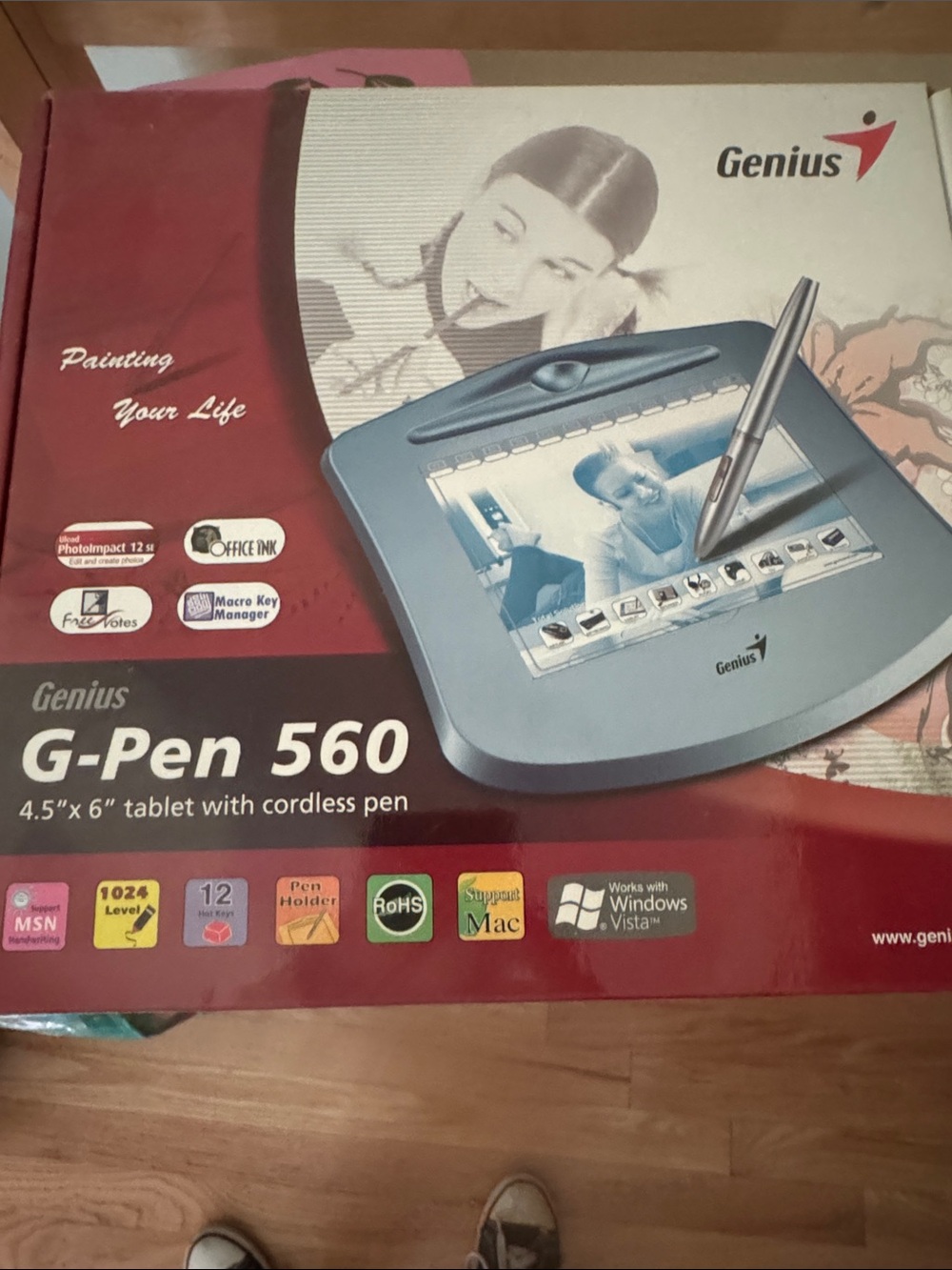 G-Pen 560 Graphics Tablet - Red
